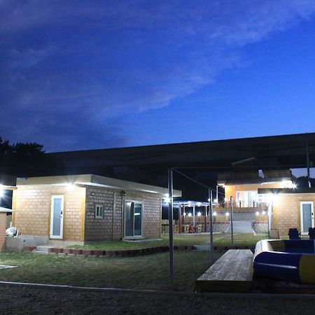 Tobang Red Clay Pension Pohang Extérieur photo